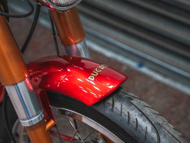 Ducati 175 Sport