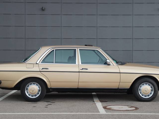 Mercedes-Benz 250