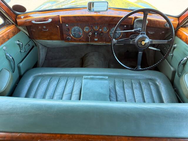 Jaguar Mk IX