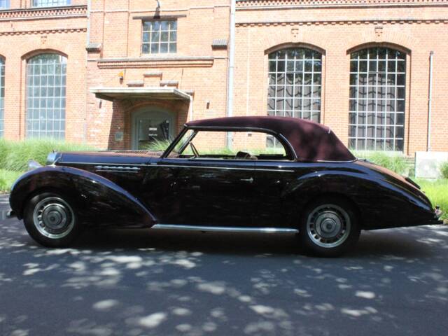 Bugatti Type 49