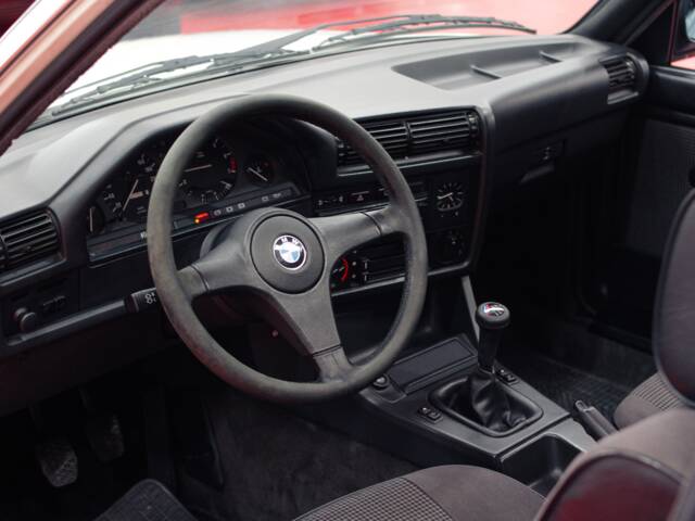 BMW 325i