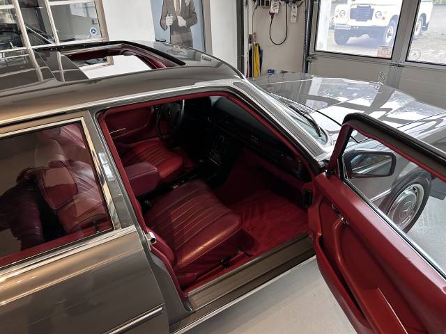 Mercedes-Benz 450 SEL