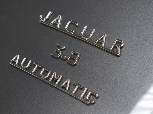 Jaguar Mk II 3.8