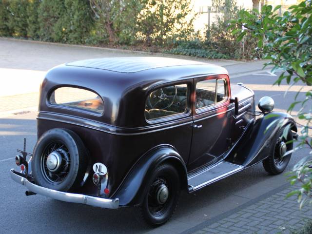 Chevrolet Standard DC