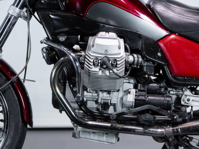 Moto Guzzi Nevada 750