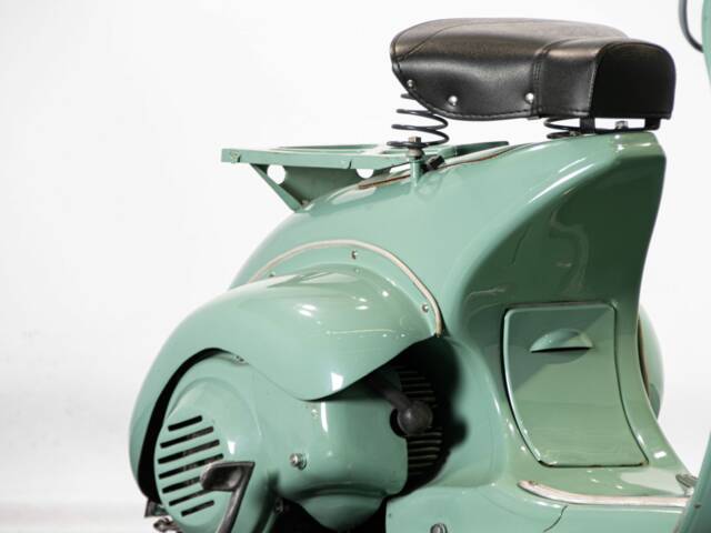 Piaggio Vespa 125