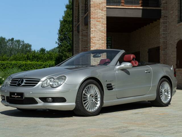Image 1/50 of Mercedes-Benz SL 55 AMG (2002)