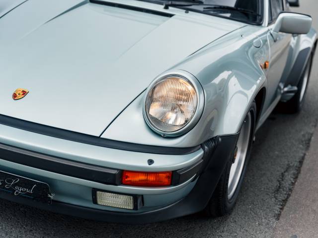 Porsche 911 Turbo 3.3