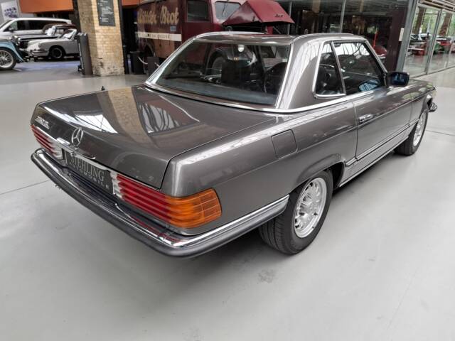 Mercedes-Benz 280 SL