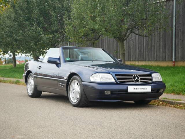 Mercedes-Benz SL 320