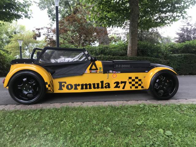 Image 1/20 of Formula 27 Clubman (1997)
