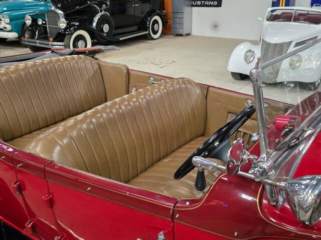 Pierce-Arrow Modell 43