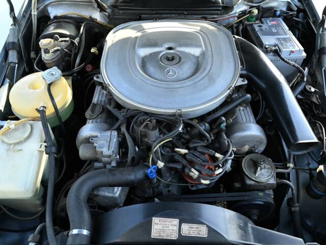Mercedes-Benz 380 SL
