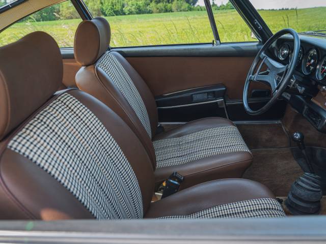 Porsche 911 2.4 T