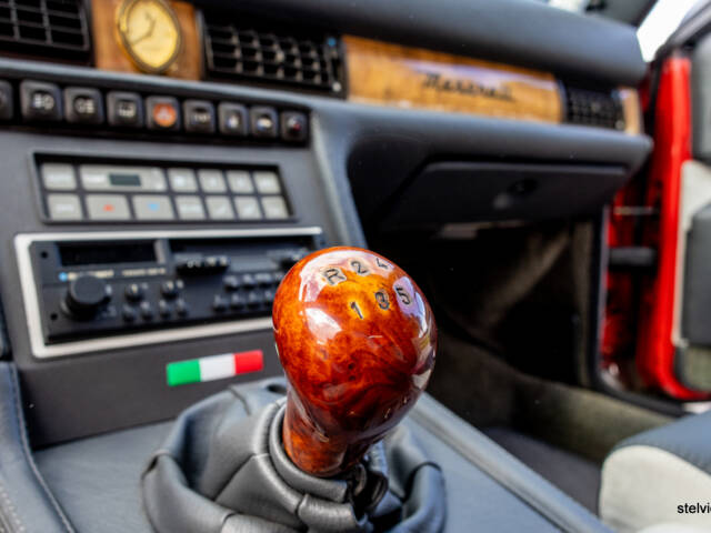 Maserati 222