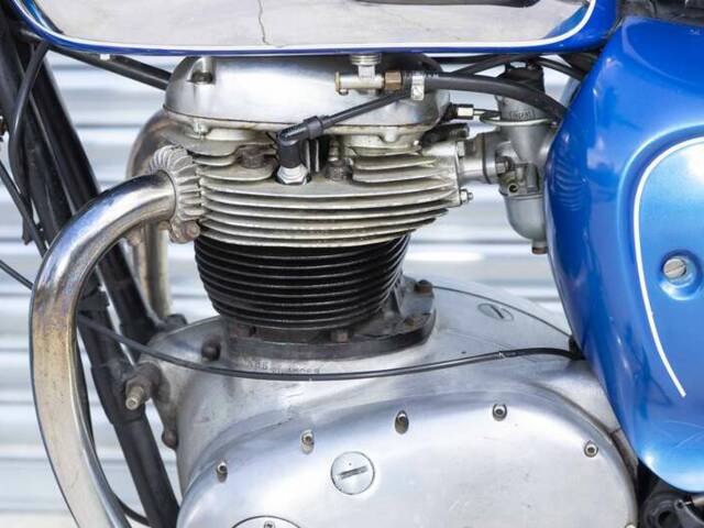 BSA A 65 Thunderbolt