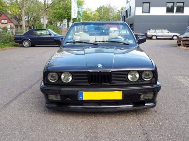 BMW 325i