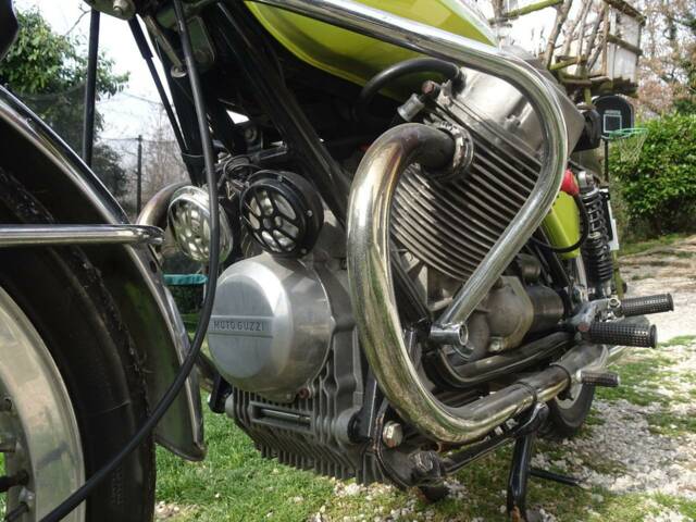 Moto Guzzi V7 Sport