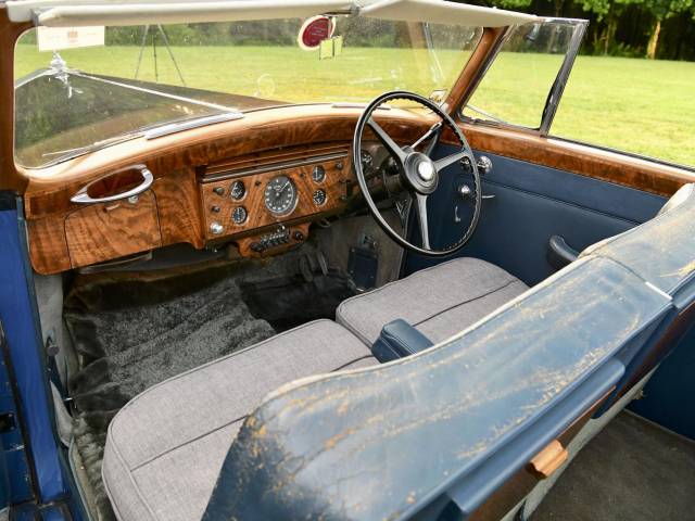 Rolls-Royce Silver Wraith