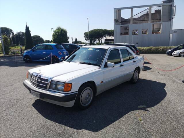 Mercedes-Benz 190 E 1.8