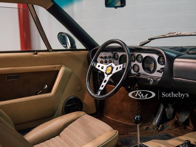 Ferrari Dino 308 GT4