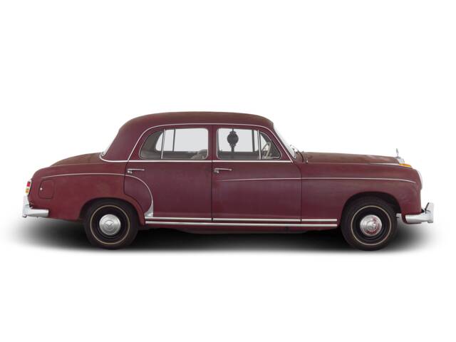 Mercedes-Benz 220 S