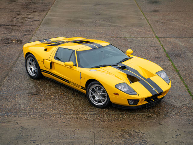 Image 1/30 of Ford GT (2005)