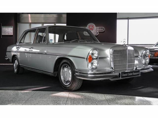 Mercedes-Benz 300 SEL 3.5