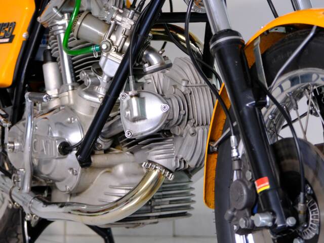 Ducati 750 Sport