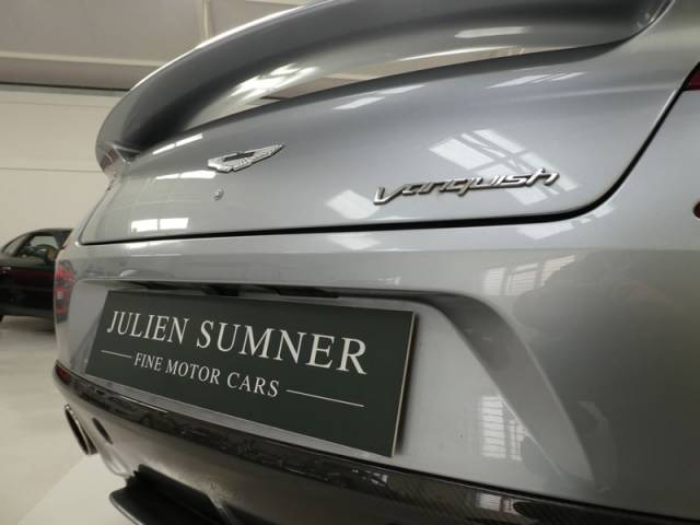 Aston Martin Vanquish