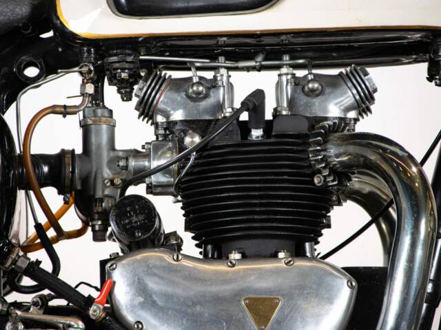 Triumph 6T Thunderbird