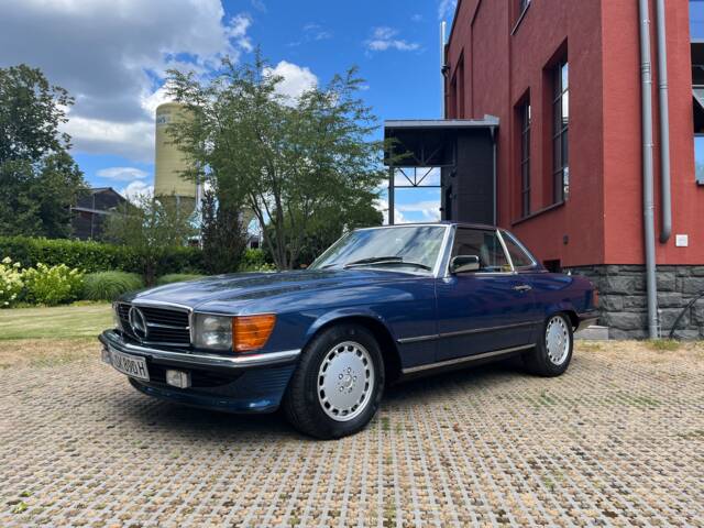 Image 1/31 of Mercedes-Benz 300 SL (1986)