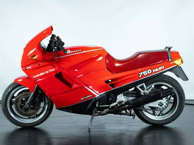 Ducati 750 Paso
