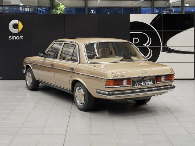 Mercedes-Benz 280 E
