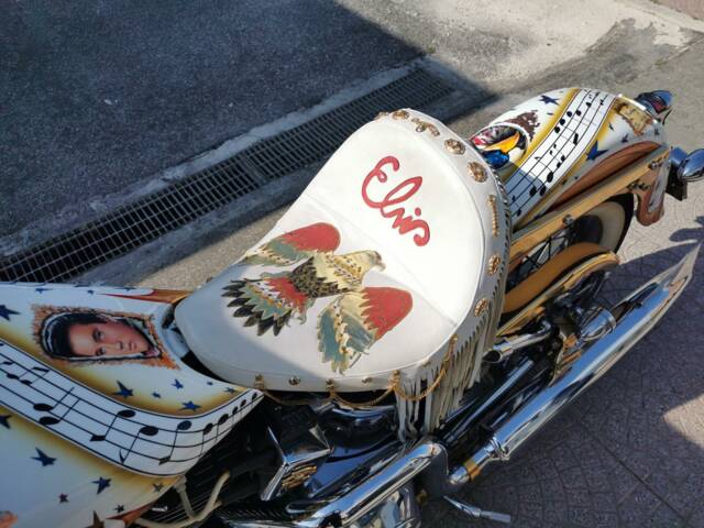 Harley-Davidson FLSTN Softail Deluxe