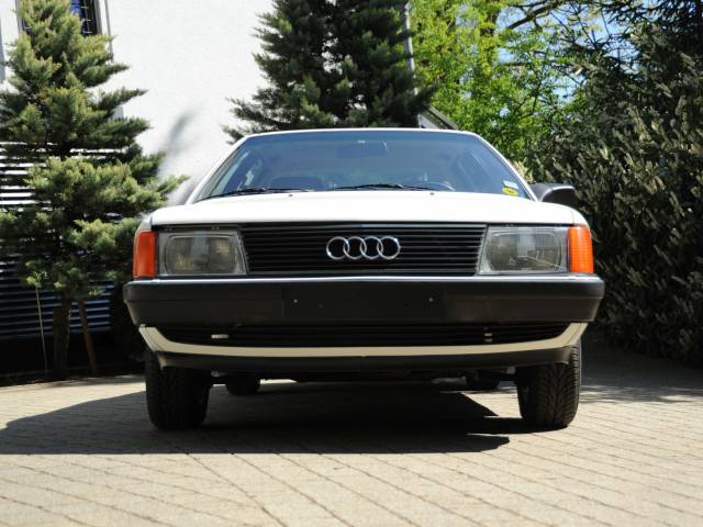 Audi 100 - 2.0