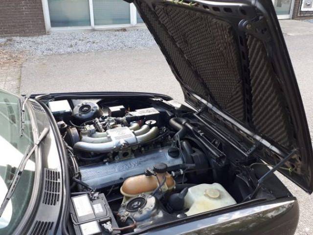 BMW 325i