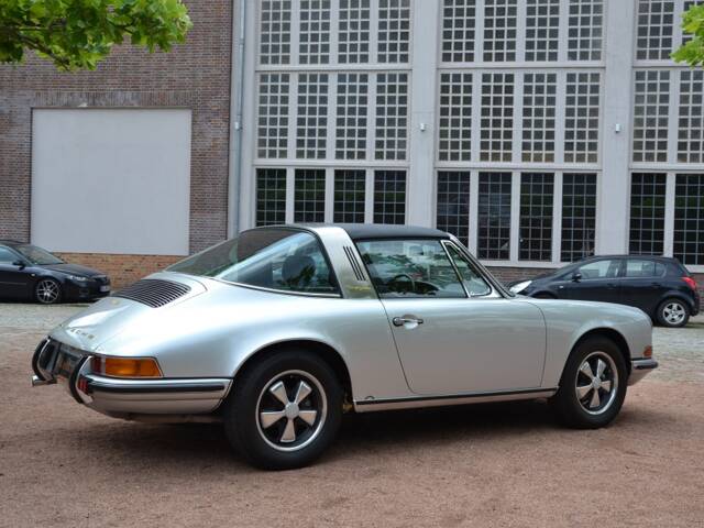 Porsche 911 2.2 S