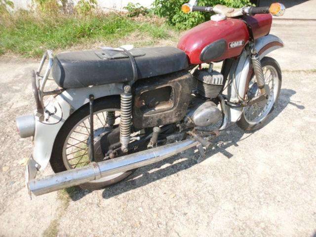 Bild 1/14 von MZ DUMMY (1973)