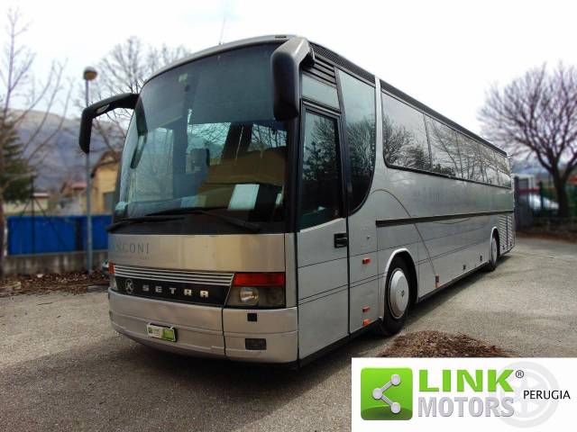 Bild 1/9 von Kässbohrer Setra S 315 HD (1992)