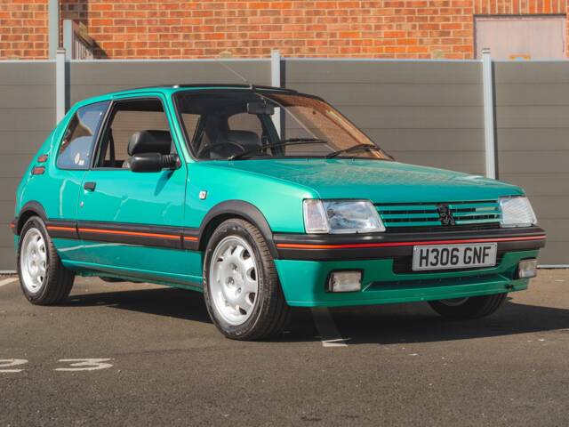 Imagen 1/50 de Peugeot 205 GTi 1.9 (1991)