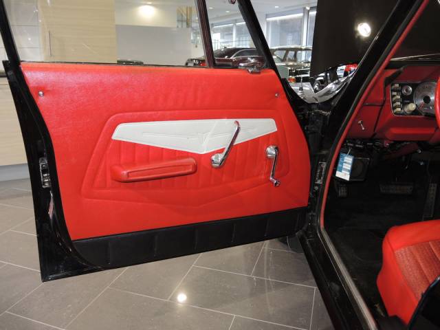 Chrysler Valiant V200 AMAG