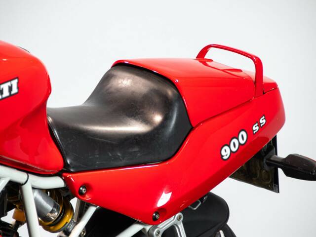 Ducati 900 SS