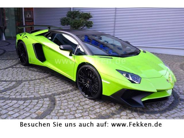 Lamborghini Aventador LP 750-4 SV