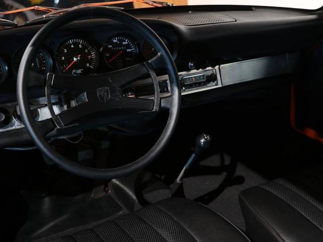Porsche 911 2.0 E