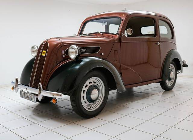 Image 1/9 of Ford Anglia (1952)