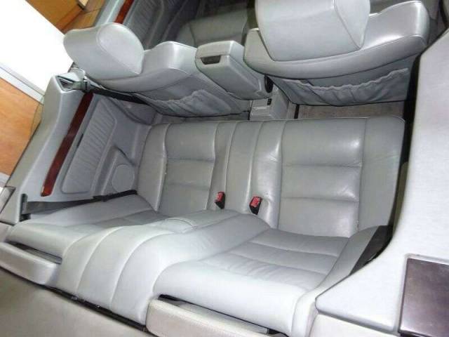 Mercedes-Benz E 320