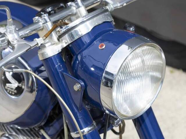 Honda CB 72