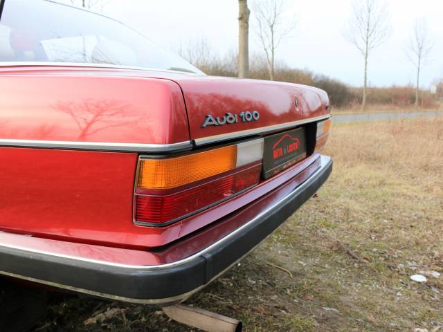 Audi 100