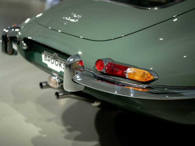 Jaguar E-Type 4.2